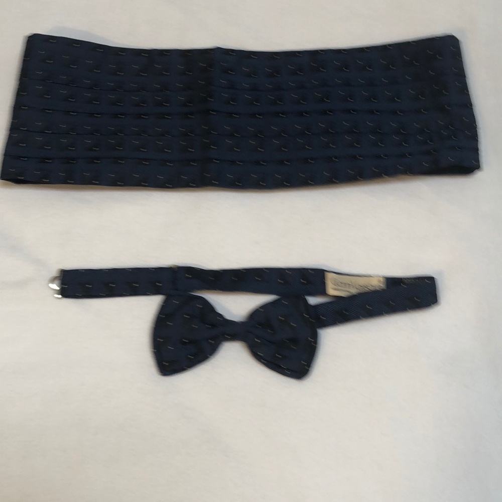 Gianni Versace silk bow ties n cummerbund